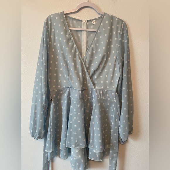 Fashion Boho Sheer Robins Egg Blue & White Polka Dot Belted Shorts Romper Large - Picture 2 of 10
